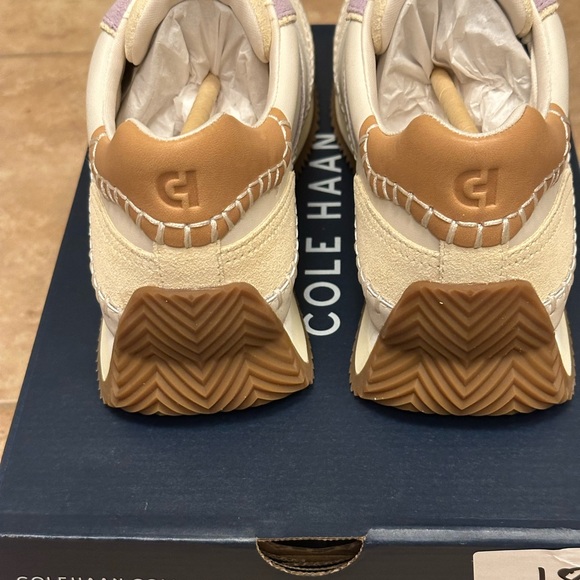 COLE HAAN women’s GrandPrø Premier Runner - Picture 8 of 16
